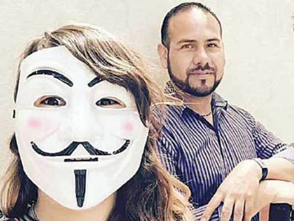 Maestro enamora a una alumna de 14 años  