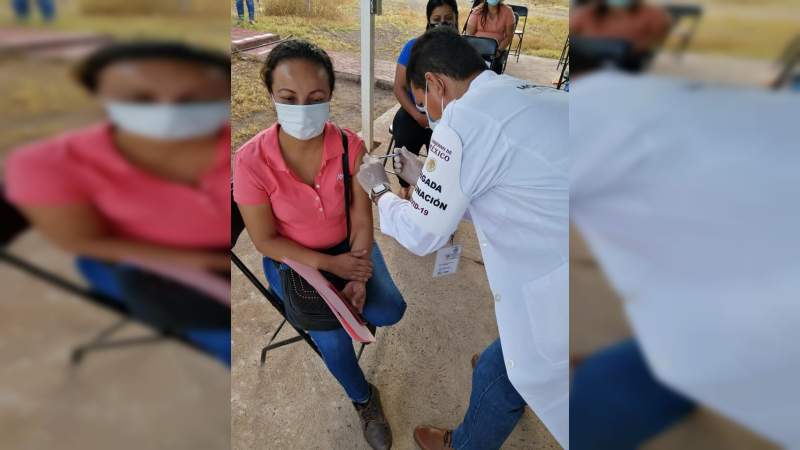 Inicia aplicación de vacuna contra COVID-19 entre personas de 30 a 49 años en Jurisdicción de Apatzingán