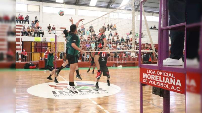 Concluye Festival Estatal Máster de Voleibol 2021; Uruapan AWIKEN y Huetamo, campeones absolutos 