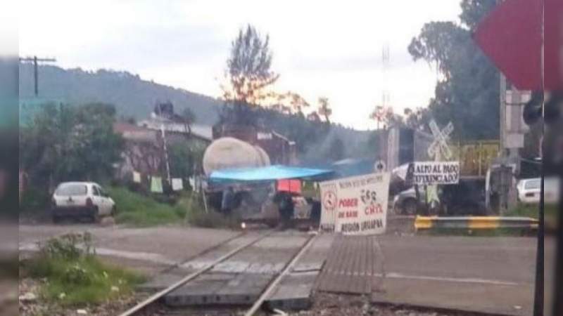 AIEMAC: bloqueo a las vías férreas de Caltzontzin afecta a nueve trenes 