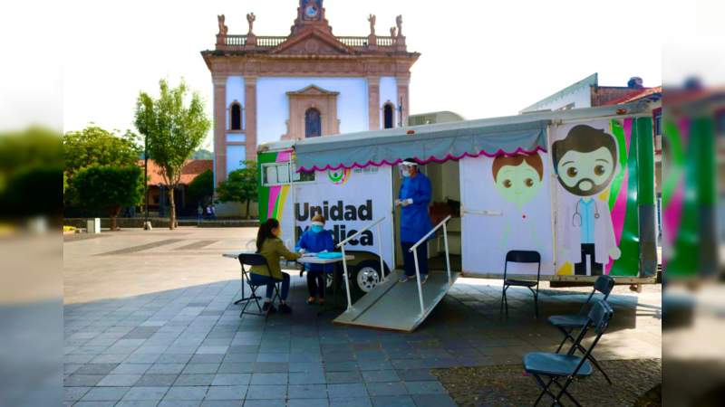 Instalan módulo de pruebas rápidas para detectar Covid-19 en centro de Uruapan, Michoacán 
