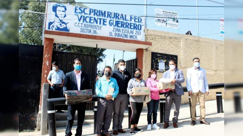 SEE entrega de insumos de limpieza en escuelas de las 12 regiones de Michoacán