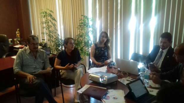 Docentes y directivos de escuelas particulares recibirán capacitación sobre economía local 