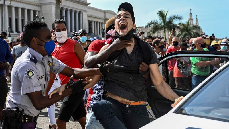 EEUU sanciona a Fuerzas Armadas y militares de Cuba por represión a manifestaciones; Este solo es el comienzo: Biden 