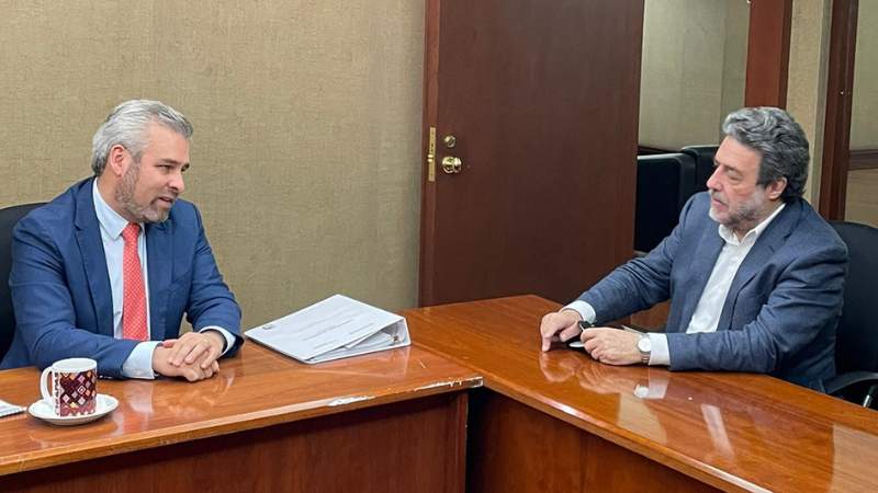 Bedolla analiza con SEP alternativas para la suficiencia presupuestal en universidades  