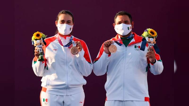 ¡Llegó la primera! México obtiene medalla de bronce en tiro con arco