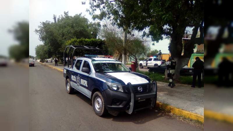 Sujeto es baleado en la Av. del Árbol del Infonavit Arboledas de Zamora, Michoacán 