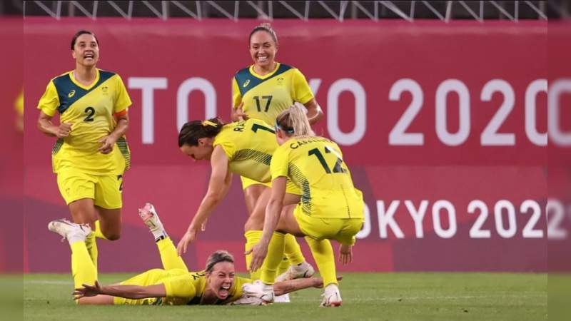 Tiempos extra y penales, ponen la emoción en eliminatorias de fútbol femenil