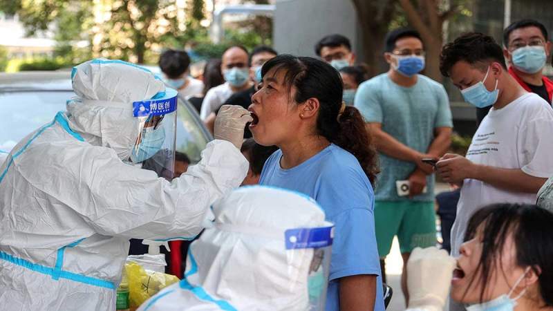 Alcanza China su peor momento en la pandemia contra el Covid-19 tras repunte de contagios 