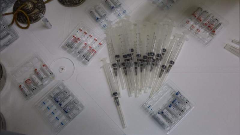 Estudio asegura que combinar las vacunas Sputnik V y AstraZeneca aumenta efectividad contra el Covid-19 