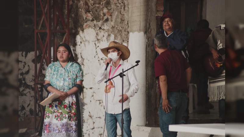 Existe una deuda histórica con las comunidades indigenas de Uruapan: Ignacio Campos Equihua
