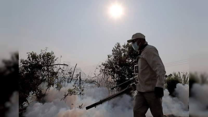  Disminuyen casos de dengue en Michoacán 