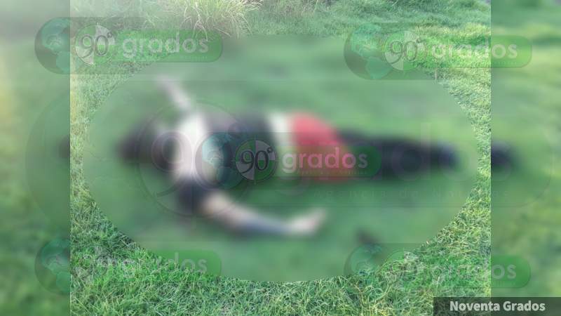 Encuentran en Apatzingán un cuerpo torturado, en zona donde anoche hubo narco retenes 