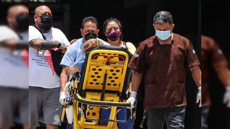 Aumentan a 241 mil fallecidos en México por la pandemia del Covid-19 
