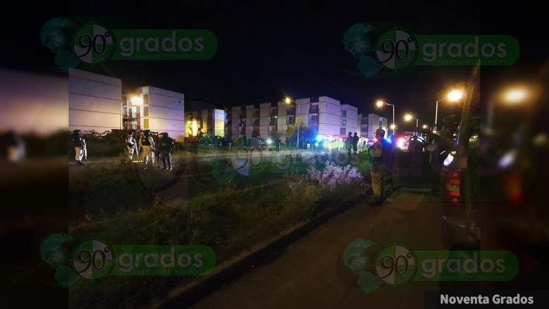 Atacan a policías en Fraccionamiento Acanto II de Zamora, Michoacán