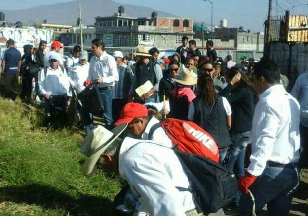 Realizan trabajo de limpieza con el fin de evitar inundaciones  - Foto 1 