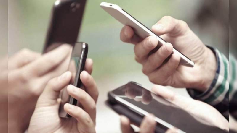 Estudio demuestra que los mexicanos gastan en promedio 5 mil pesos en celulares, la cifra más alta 