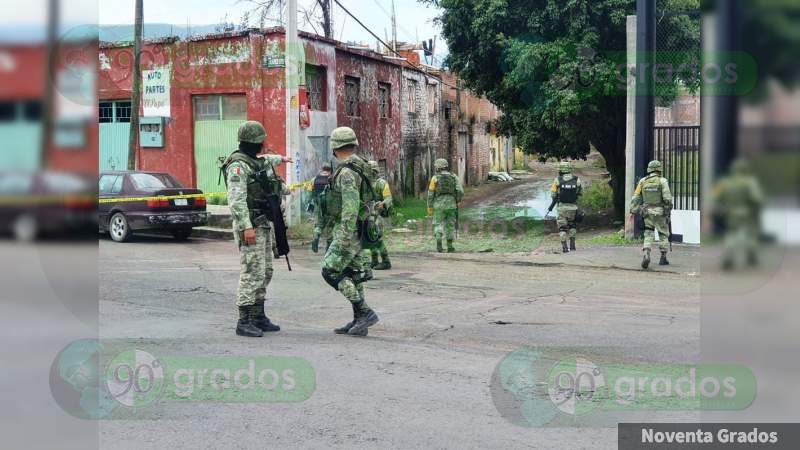 Persecución, balaceras y vehículos asegurados tras reporte de civiles armados, en Zamora, Michoacán  