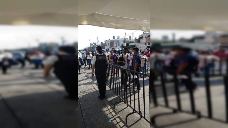 Policía Municipal y Guardia Nacional implementan operativo en centros de vacunación