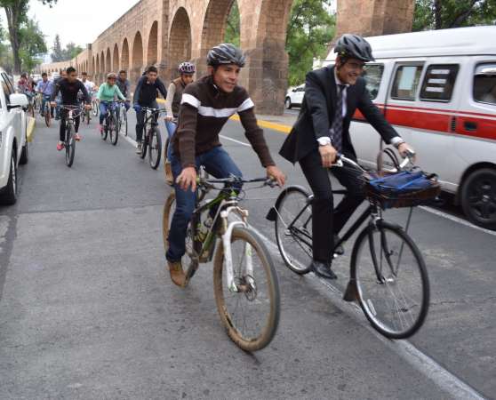 Morelianos se suman al Lunes en Bici  