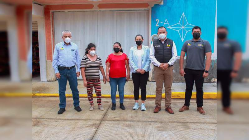 Entrega Gobierno de Uruapan obras públicas y pavimentación integral de calles 