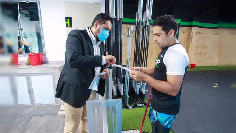 Verifican en Uruapan, Michoacán, establecimientos comerciales y de servicio cumplan con las medidas sanitarias