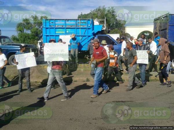 Manifestantes exigen cese a la impunidad en la Procuraduría de Justicia de Michoacán - Foto 1 