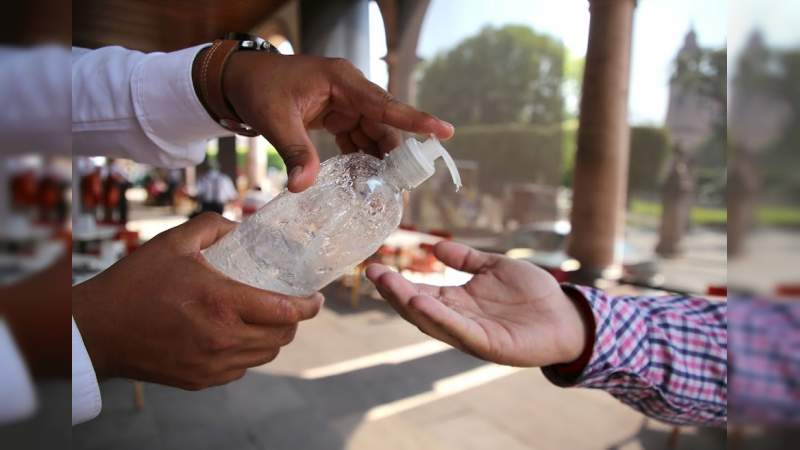 Refuerzan en Michoacán la instalación de filtros sanitarios en espacios públicos