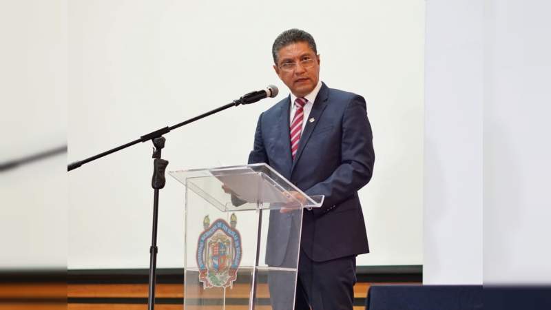 UMSNH de las mejores Universidades Públicas del país en estudios de posgrado: Cárdenas Navarro
