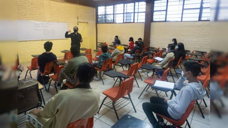 Este lunes regresan a clases 25 millones de alumnos en México 