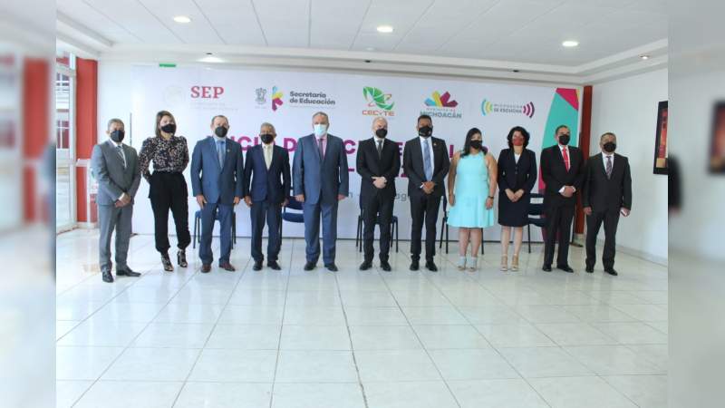 Arranca ciclo escolar 2021- 2022 en el CECyTEM en Michoacán