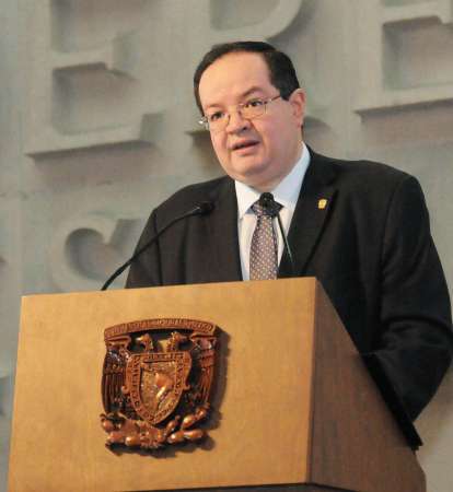 La desigualdad, un problema irresuelto en México: Leonardo Lomelí 