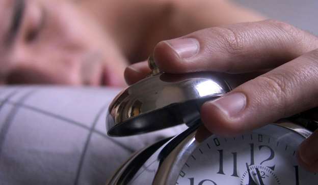 Investigación tiene diversas conclusiones sobre las personas que duermen en exceso  