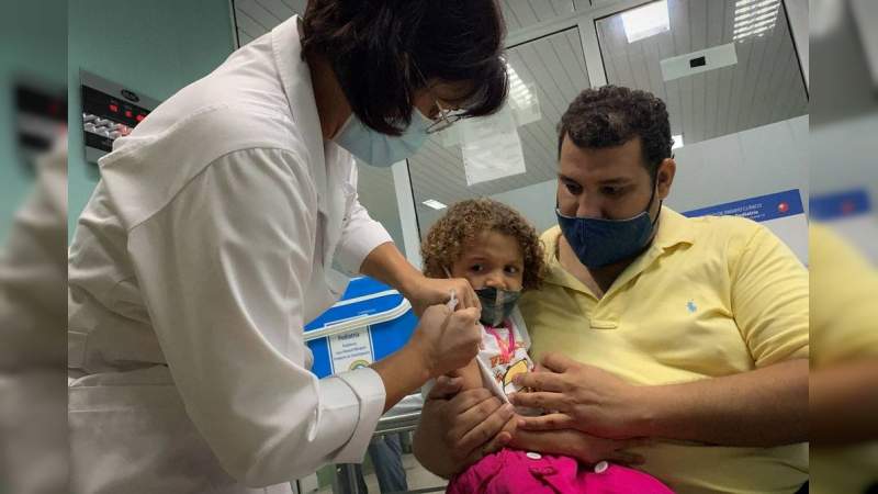 Se convierte Cuba en el primer país en comenzar la vacunación anticovid a niños desde los 2 años  