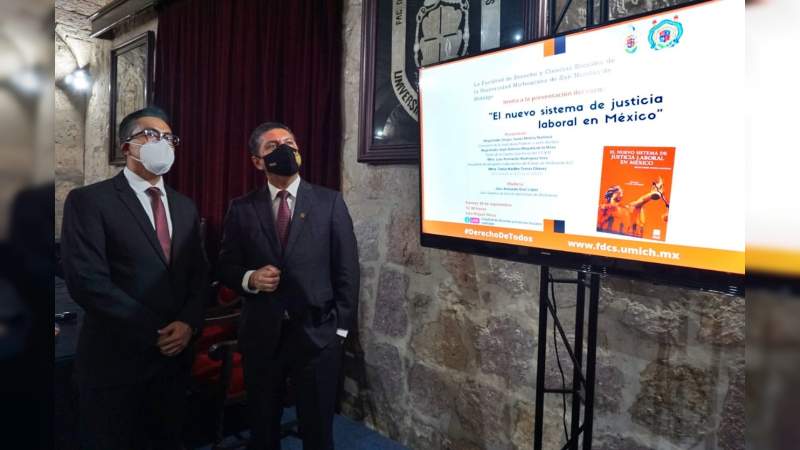 Presenta magistrado del Poder Judicial Federal libro en la UMSNH 