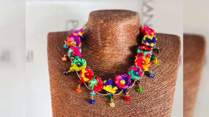 Inauguran exhibición y venta de accesorios artesanales de Michoacán en Uruapan 
