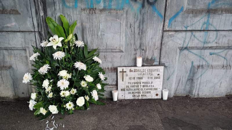 Familiares y amigos honran memoria de Osbaldo Esquivel Lucatero
