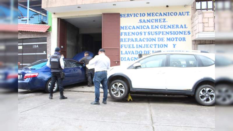 Notifica Tránsito de Uruapan a talleres mecánicos para que retiren vehículos de la vía pública