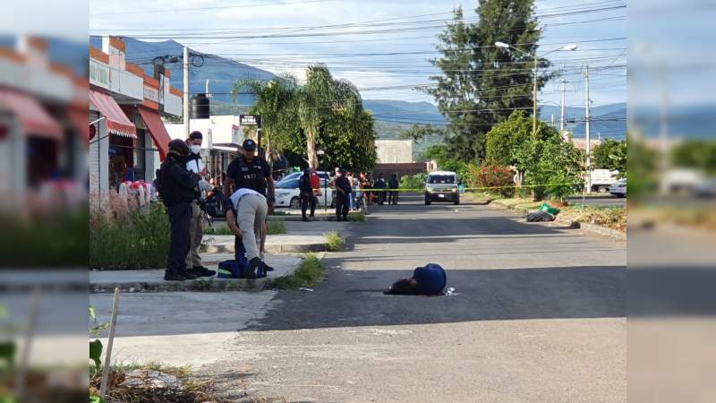 Asesinan a mujer con cuatro balazos, en Zamora 