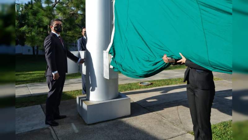 Conmemora UMSNH Aniversario de Independencia de México 