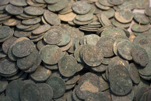 Encuentran en España tesoro con 600 kilos de monedas romanas - Foto 4 