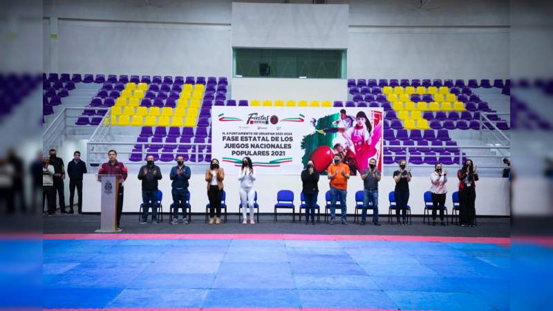 Inaugura Nacho Campos Juegos Populares Nacionales en Uruapan, Michoacán
