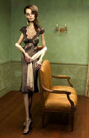 Artistas realizan Photoshop sobre el cuerpo de celebridades para crear conciencia sobre la anorexia - Foto 8 