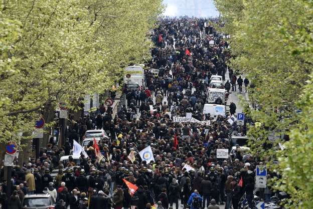 Protestas contra reforma laboral en Francia dejan 124 detenidos - Foto 1 