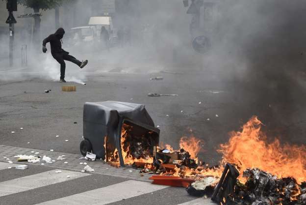 Protestas contra reforma laboral en Francia dejan 124 detenidos - Foto 4 
