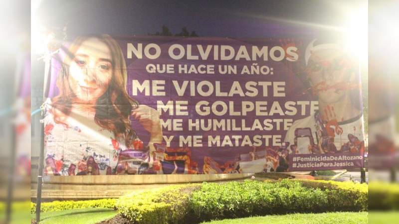 A un año del asesinato de Jessica, Morelia, Michoacán se llena de mantas