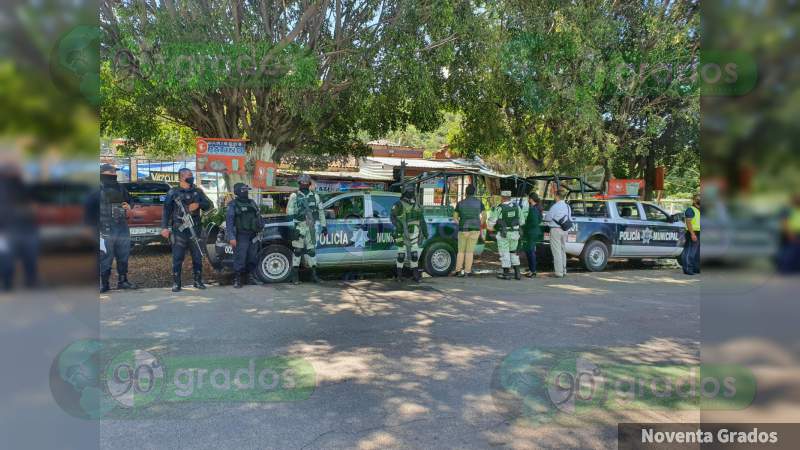 Ultiman a tiros a dos hombres dentro de un restaurante de mariscos en Jacona, Michoacán 
