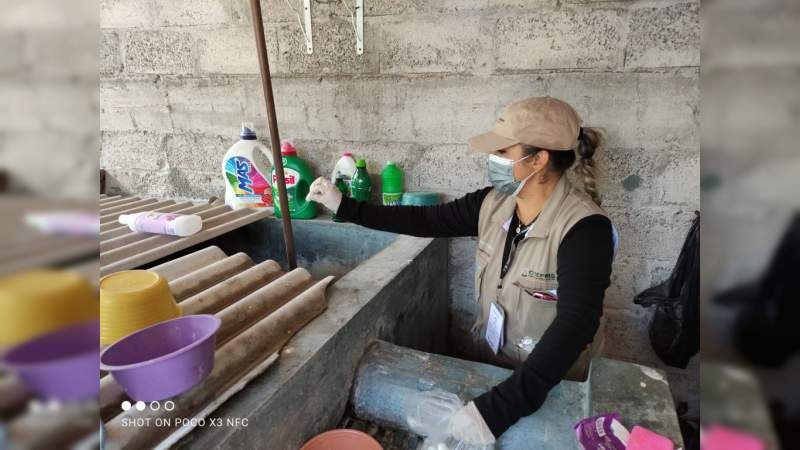 Realizan trabajos de saneamiento en colonias afectadas por las lluvias en Maravatío, Michoacán 