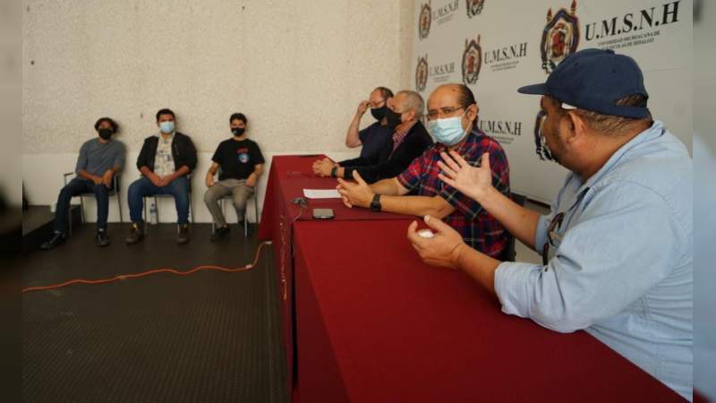 Investigadores de la UMSNH presentan proyecto “Reforestación adaptada al cambio climático para la conservación de la mariposa monarca”