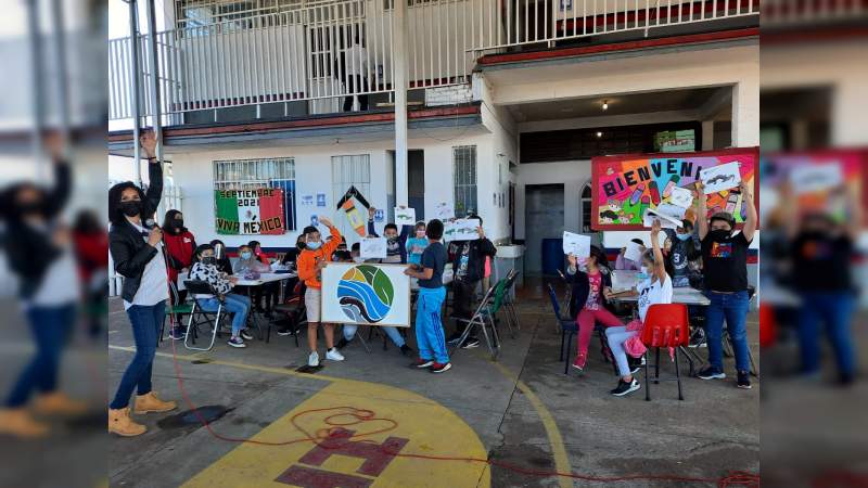 Imparten talleres para el cuidado del medio ambiente en Uruapan, Michoacán 